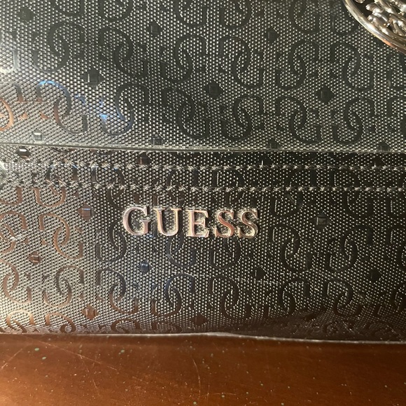 Guess Purse - Picture 2 of 9